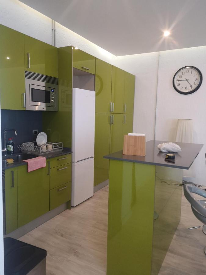 Apartamento Rosa Puerta Del Sol Apartment Madrid Luaran gambar