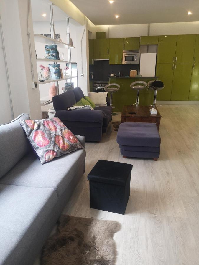 Apartamento Rosa Puerta Del Sol Apartment Madrid Luaran gambar