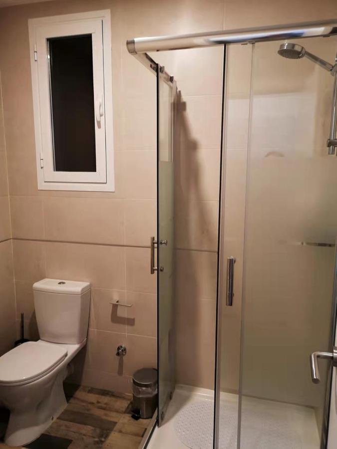 Apartamento Rosa Puerta Del Sol Apartment Madrid Luaran gambar